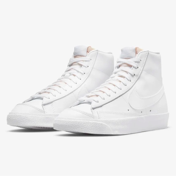 New Nike Blazer Mid '77
Women's Shoes 👟 - Picture 2 of 7